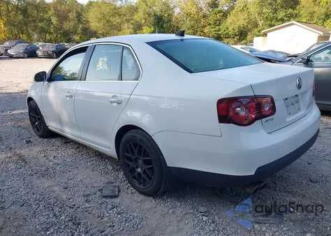 2010 Volkswagen Jetta Se from USA, damaged, VIN 3VWRZ7AJ3AM050433